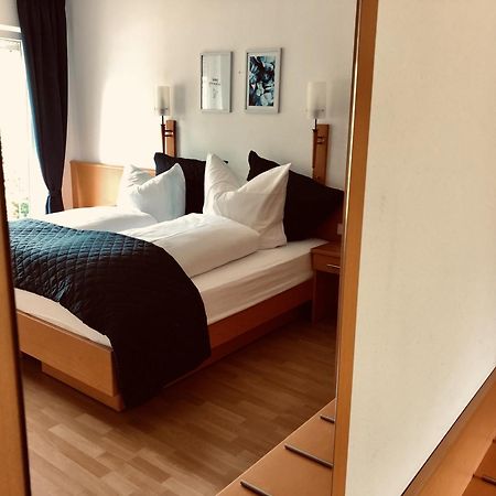 Am Landhaus - Gästezimmer&Frühstück Walsheim Exterior foto
